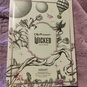 R.E.M. Beauty Wicked Eyeshadow Palette